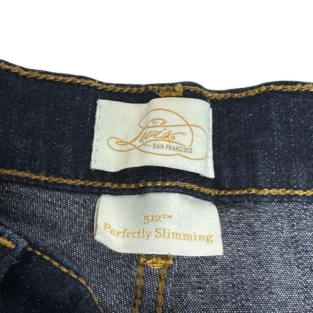 Levi’s dark wash 512 perfectly slimming Bermuda jean shorts size 10 - Picture 8 of 13